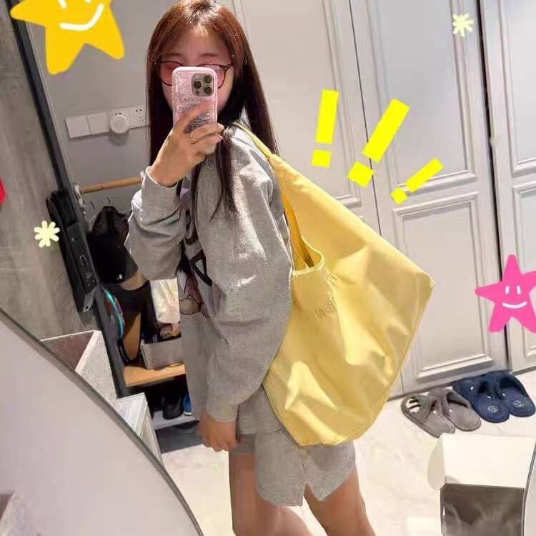 Designer Bag Yellow Nylon Canvas Bag For Women 2025 New Luxury Bag Free Delivery To Your Door Large Capacity Shoulder Tote Bag Korean Style Versatile 