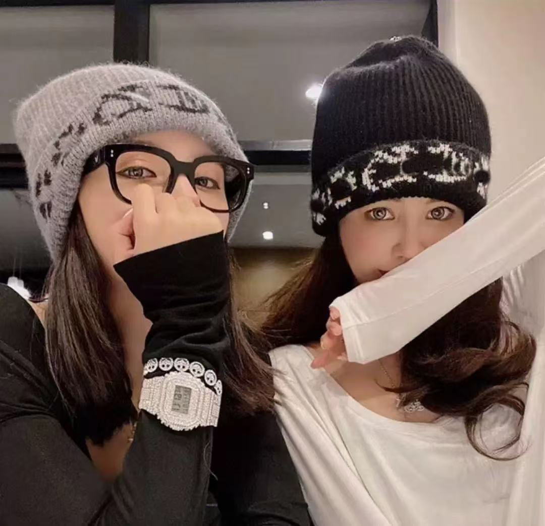 Designer beanie cap hat men bonnet women winter hats Chrome Wool and cashmere hat, warm fashion, simple and generous, high-end atmosphere, designer luxury hats, cross hats