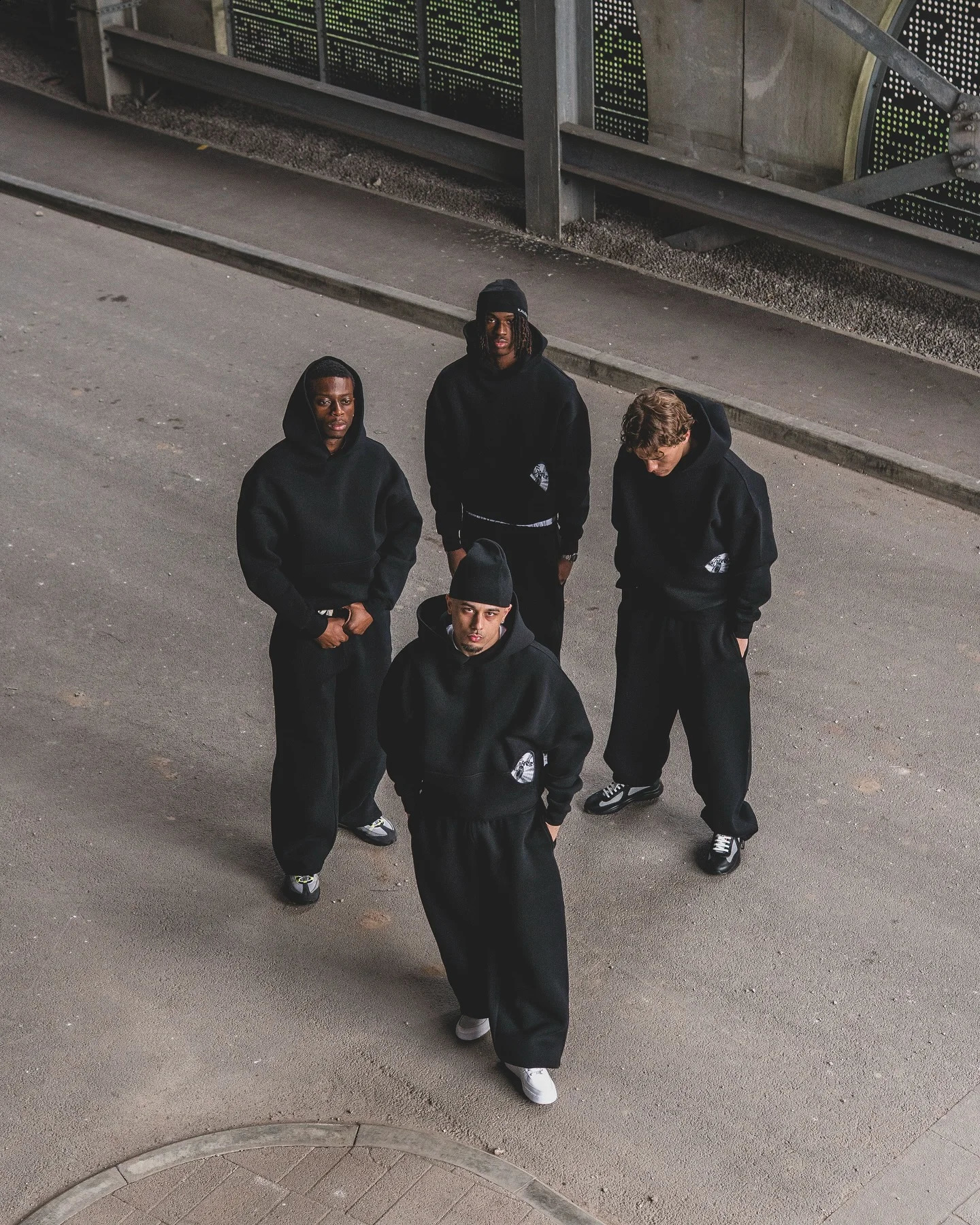 Y2k Pocket CD Print Hoodies Tracksuit Men Sweatshirt Sweatpants Two Piece Set Streetwear Harajuku Casual Mens Clothes 250822