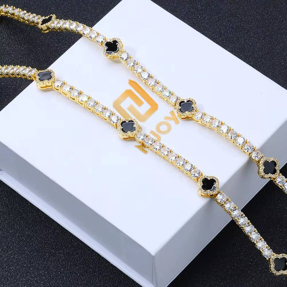 Fashion Hip Hop Jewelry Four-Leaf Clover Tennis Necklace Women's White Gold Ice Type Moissanite Necklace