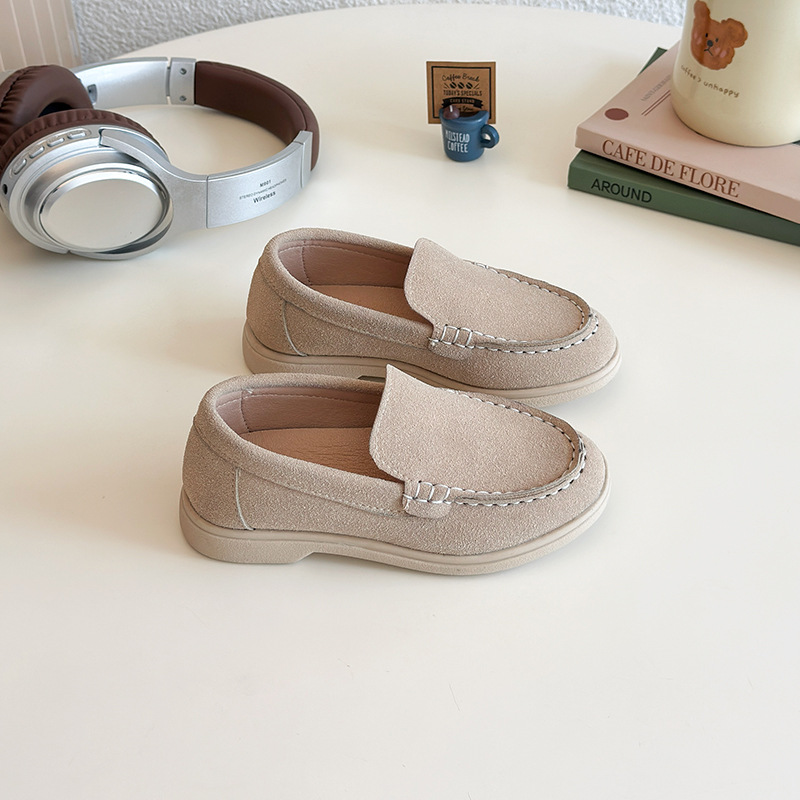 Kid's Fashion Casual Designer's New Boys' and Girls' Soft Bottom Comfortable Board Outdoor High Beauty Small Leather Shoes Size 31