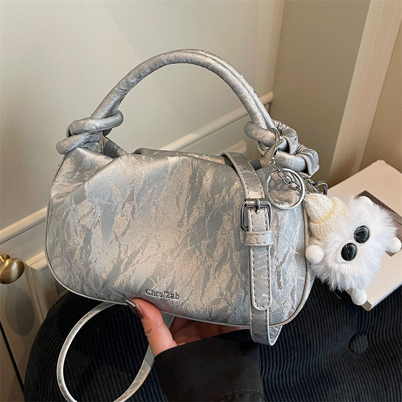 2025 free shipping designer luxury womens new version soft leather small fashion temperament chain bag single shoulder crossbody bag