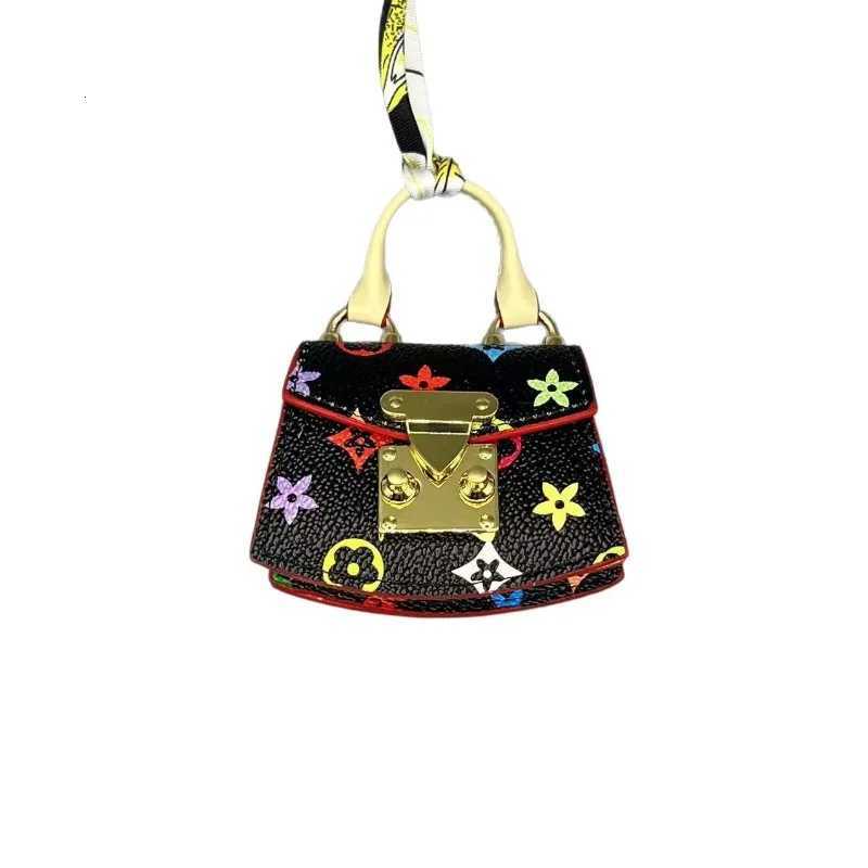 New Mini Bag Small Pendant Fan Bag Mouth Red Envelope Car Key Bag Buckle Pendant Earphone Bag Presbyopia Mini Bag Z250822