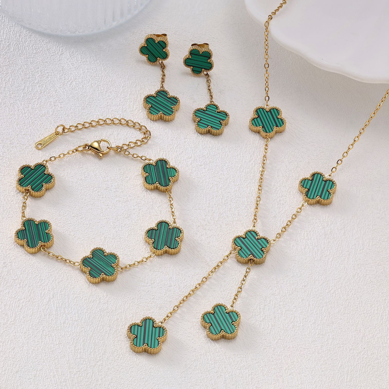 Hot New Titanium Steel Double-Sided Five-Leaf Flower Bracelet Necklace Earrings Three-Piece Set for Women Fashion