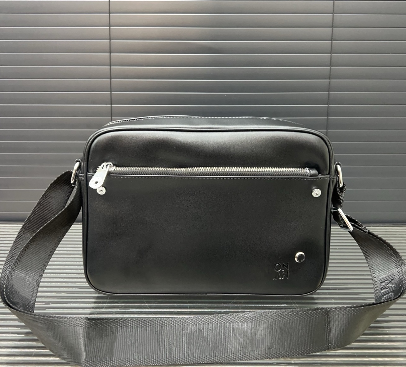 Designer Mens Luxury Shoulder Bag Crossbody Purses Hot Sausage Armpit Bag - Genuine Leather Bag High-End Feeling French Stick Handbag Brand