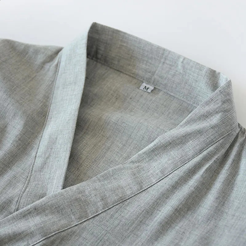 Fashion Japanese Style Kimono Robe Solid Color Lace Up Long Bathrobe Pajamas Belt Cotton Home Pijama Robes Clothing For Men 250822