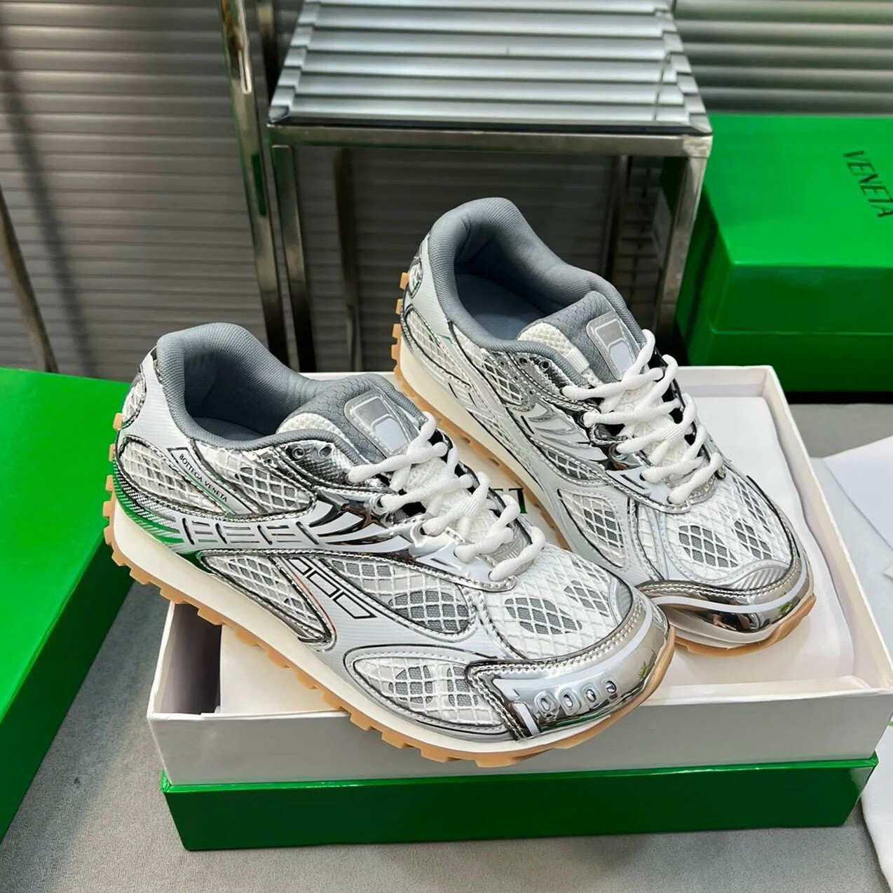 Wang Yibo Style Silver Dad Shoes Women, Summer New Thick-Soled Height-Increasing Mesh Breathable Sneakers for Men