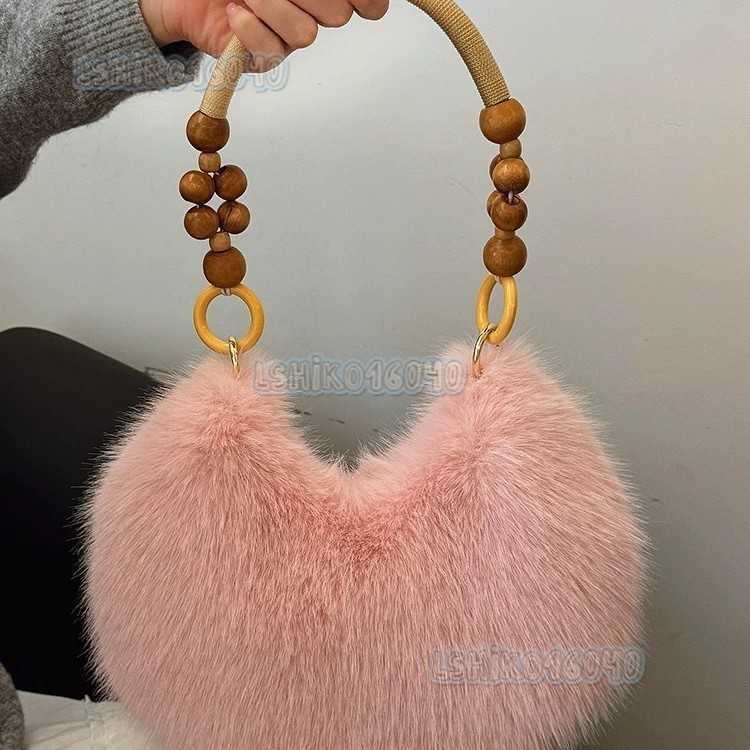 Fluffy Plush Bag for Women Large Capacity Handbag Autumn and Winter Niche Shoulder Underarm Bag Casual Handheld Dumpling Bag New H250821