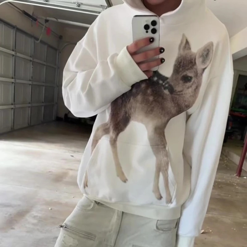 Y2K Retro Youth Hoodie Baby Deer Pure White Fabric Sweatshirt Men Women Fashion Art Simple Streetwear Unisex Oversized Clothing 250822