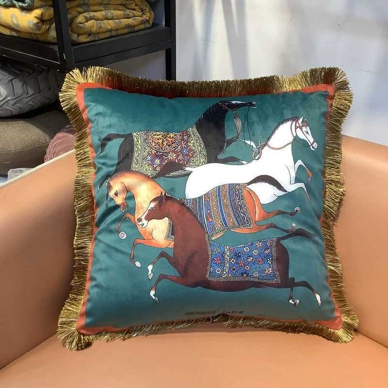 2025 European Luxury Velvet Tassel Lowcase Horse Carriage Print Luxurious Designer Cushion Pillow Case Tra Soft Sofa Throw Lows 45x45cm 1 G250823a