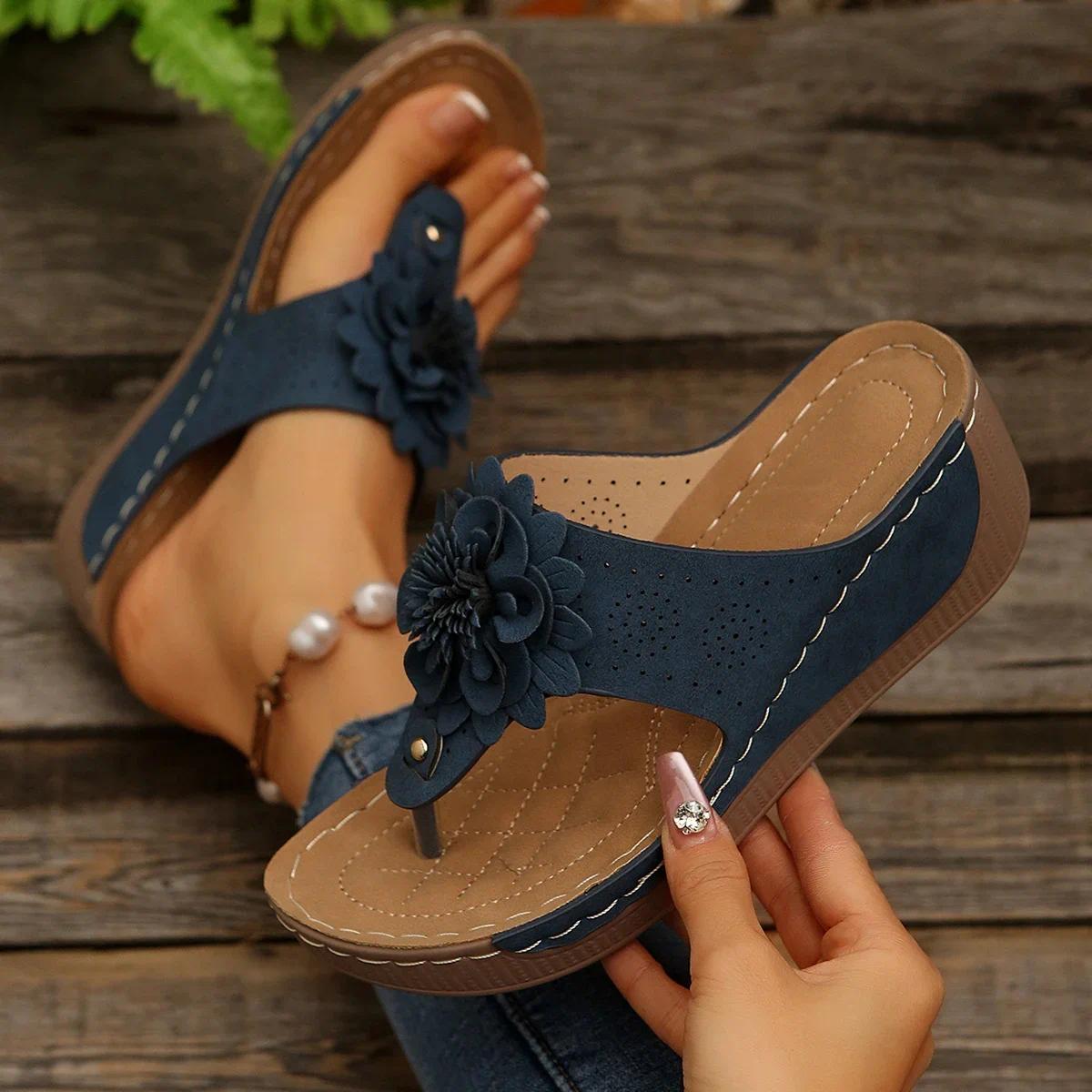 Women Slippers Sexy Breathable Slippers Non Slip Lightweight Shoes for Women Slip on Wedge Footwear Beach Sandals Slides Women