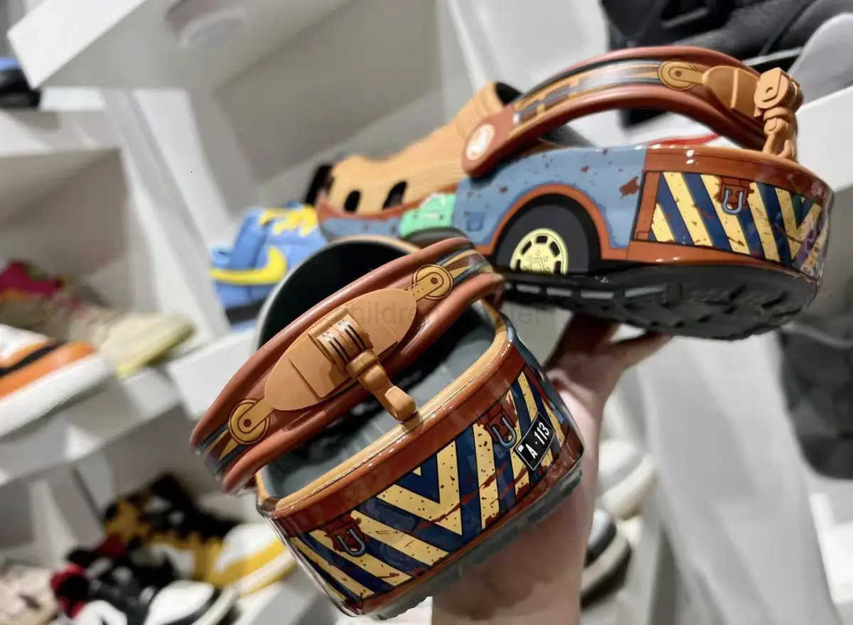 Disney New Cartoon Mater Character Slippers Cute Cars Anime Figurine Cosplay Outdoor Sandals Eva Shoes Anime Peripherals Childrens Gifts W250822