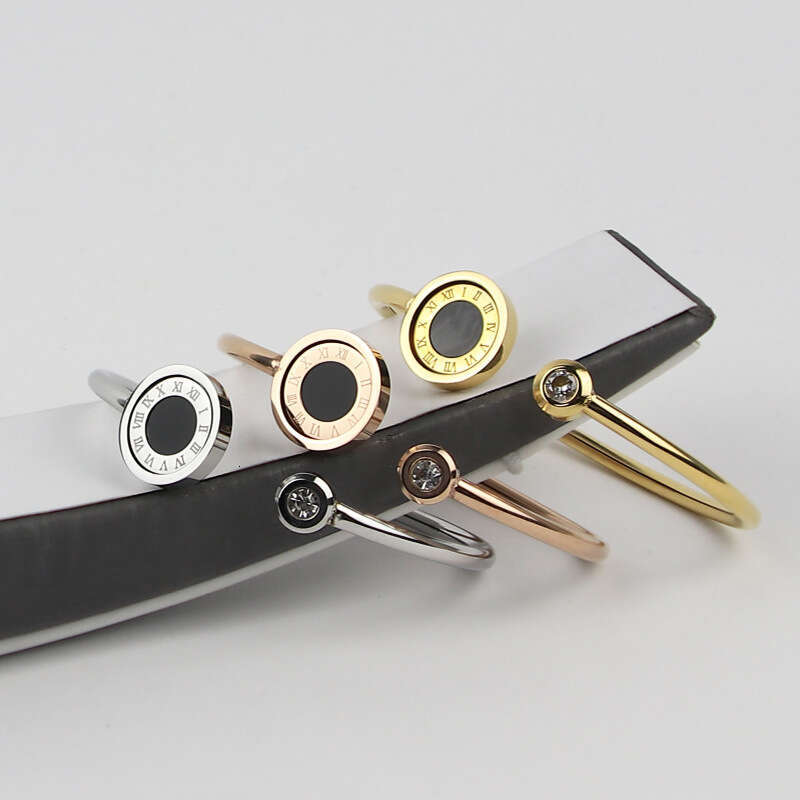 jewelry Screw Bracelet Fashion Luxury Jewelrys Trendy Bangle 18K Gold Plated Titanium Steel Diamond for Women Men Nail Bracelets Silver Classic Jewelr