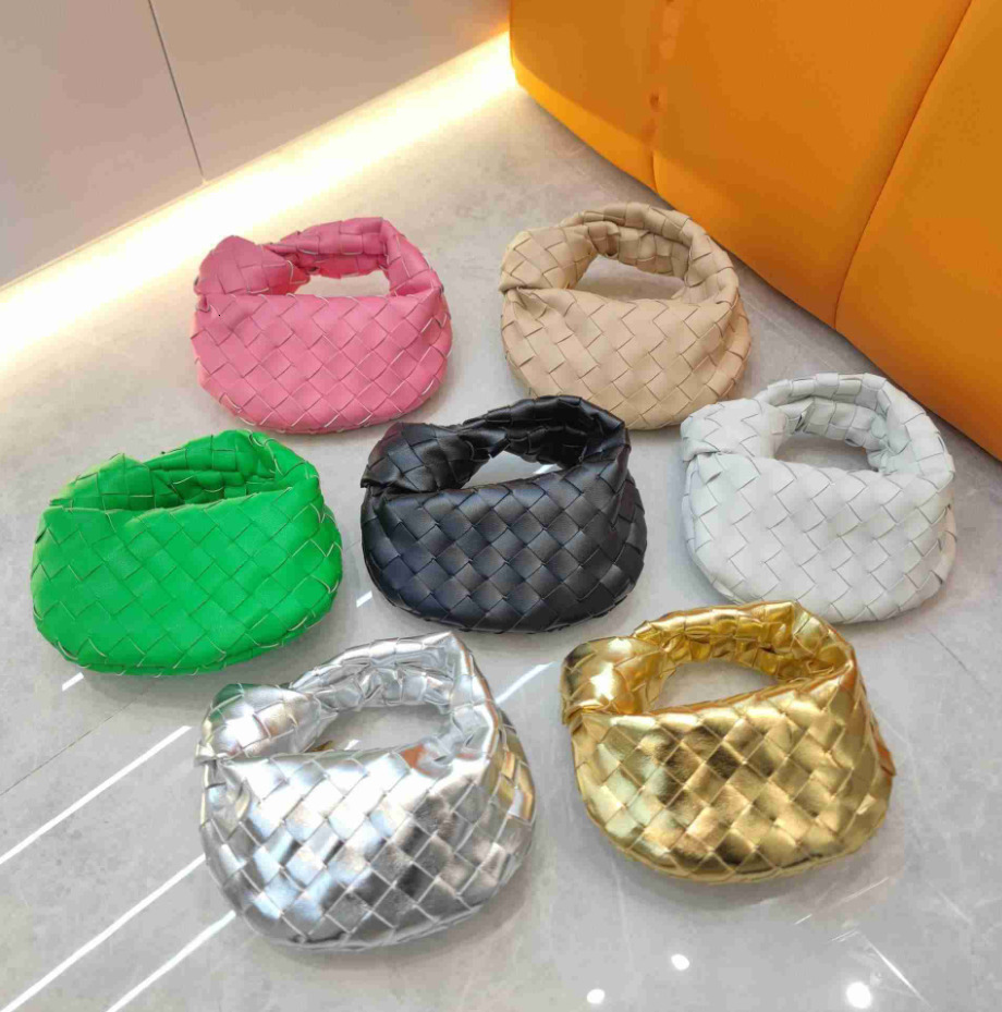 Candy Mini Tote Bag Triangular Zipper Mini Knot Woven Bag Axigo Same Leather Handbag Cloud Cowhorn Bag Girl Wallet
