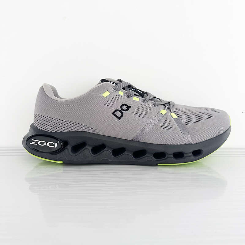 Designer shoes 4 Basketball Shoes for Women Military Sail Red 4s Black Cat Cement Yellow Thunder Whit e Oreo Cool Grey Blue j4 University Seafoam Men