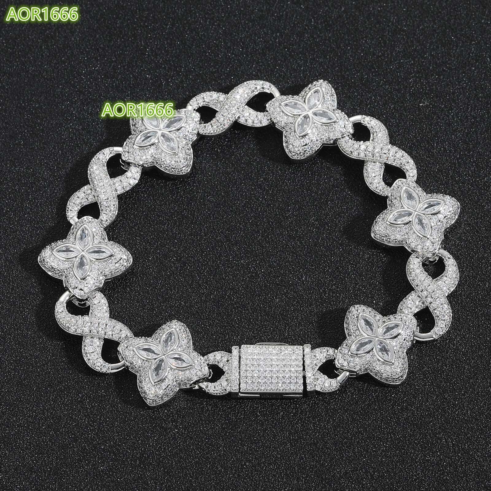 BES 18mm Ice Crack Four-Leaf Clover Bracelet; Luxury Moissanite 925 Silver Bracelet; Fashion Hip for Men and Women
