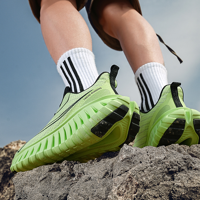 N HOT Designer free shipping Running Shoes Running shoes lightweight shockabsorbing anti slip sports shoes mens shoes