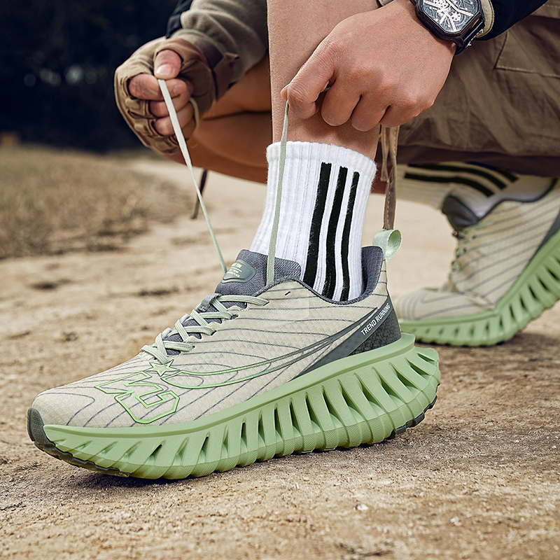 N HOT Designer free shipping Running Shoes Running shoes lightweight shockabsorbing anti slip sports shoes mens shoes