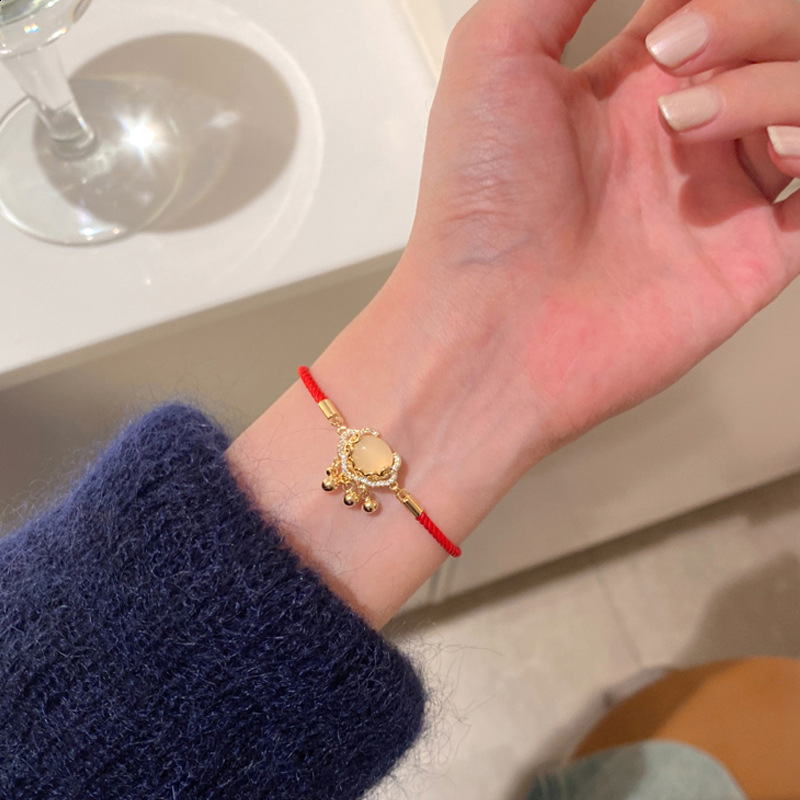 Peaceful and Auspicious Lock Bracelet for Women 2023 New Long Life Lock Zodiac Year Exquisite Woven Red Bracelet Gift for Best Friend 250425