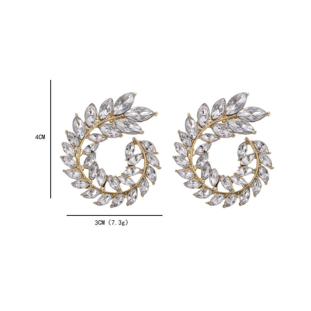 Hot selling gold plated silver luxury earrings Fashion Jewelry Earrings Letter studs geometric famous women's round diamond crystal pearl