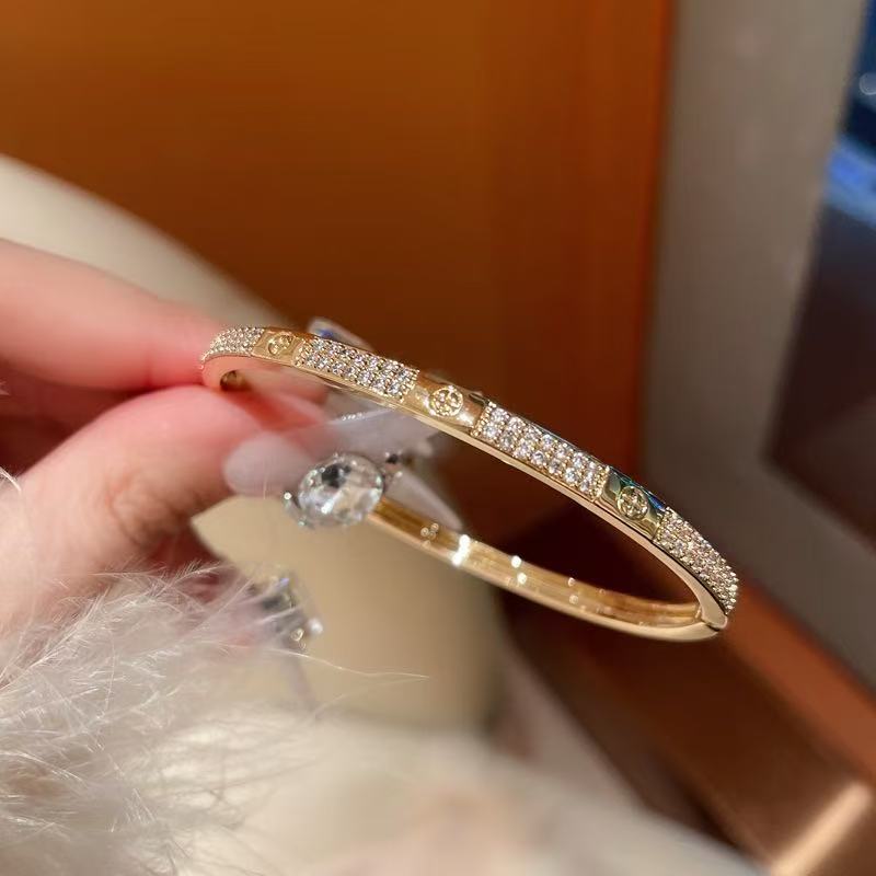 Bracelet light niche exquisite versatile temperament four leaf clover zircon copper plated bracelet for women