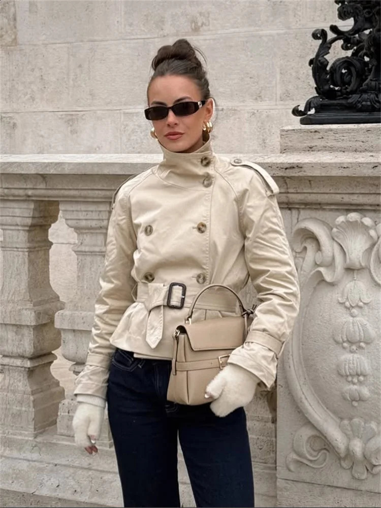 Spring Short Windbreaker Women Fashion Stand Collar Long Sleeve Double Breasted Jackets 2025 Office Lady Belt Trench Coats 250822