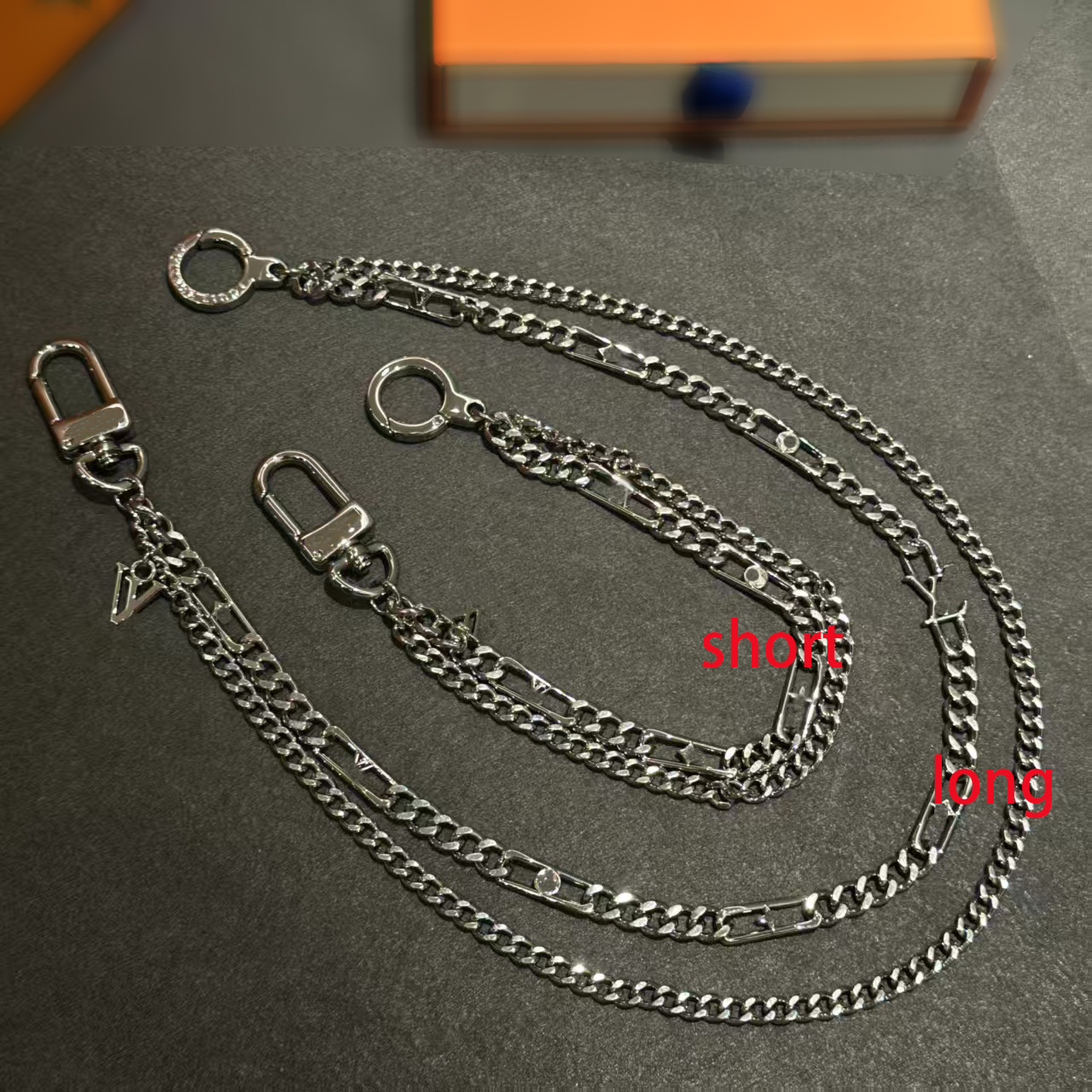 2026 High-end designer-style pants chain waist chain fashion bag pendant necklace fashion keychain clothing accessories Pendant, chain, pants chain +box 6666