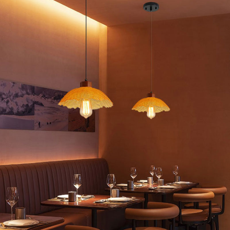 Rustic Hanging Chandelier Lamp - Classic Design Ideal for Restaurants & Bars