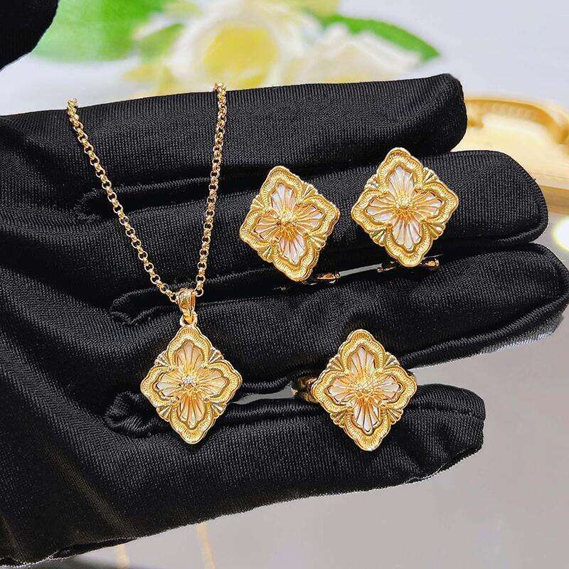 Bracelet Necklace 4Pcs plated five leaf flower necklace earrings bracelet jewelry set womens fashion party daily clothing clover necklace bracelet ear