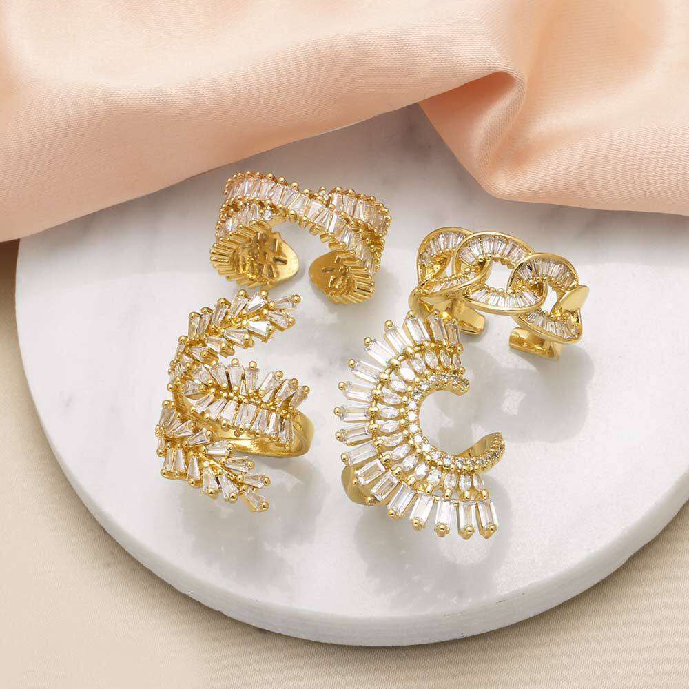 Fashion simple rings for women Top Selling Never Fade Sparkling Luxury Jewelry Princess Cut White Topaz Diamond Promise Wedding Bridal Ring