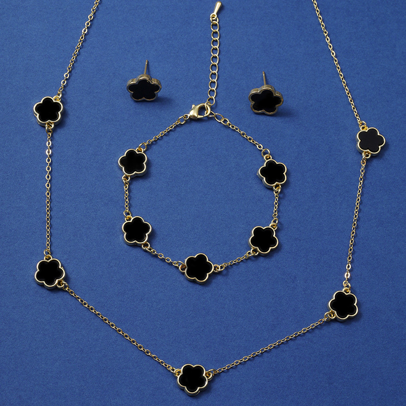 Lucky Five-Petal Clover Luxurys designer Fashion style Earrings Necklace Three-Piece Fashion Five-Leaf Flower Jewelry Set