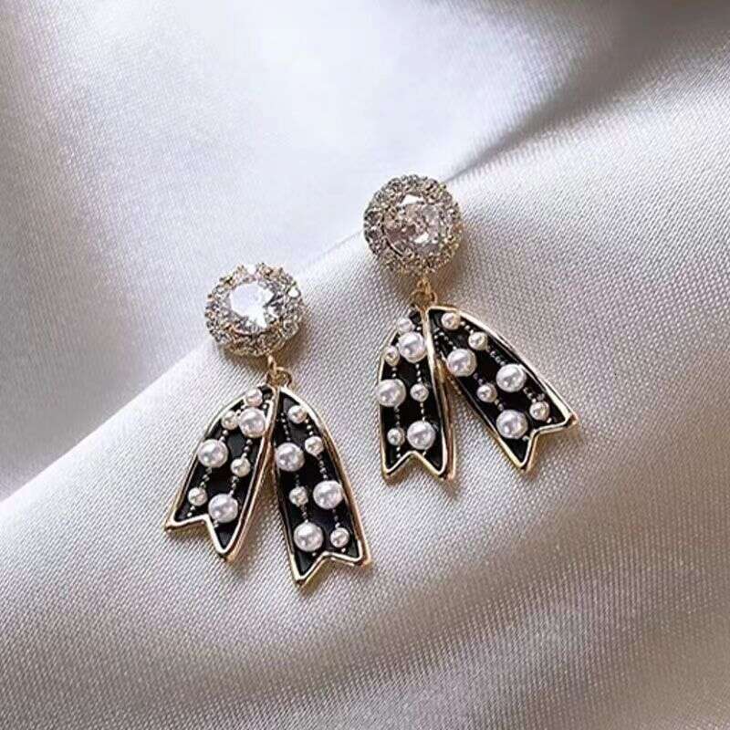 luxury earrings jewelry moissanite earrings exquisite mini flower stud mother of pearls earings onyx earing women unique earring