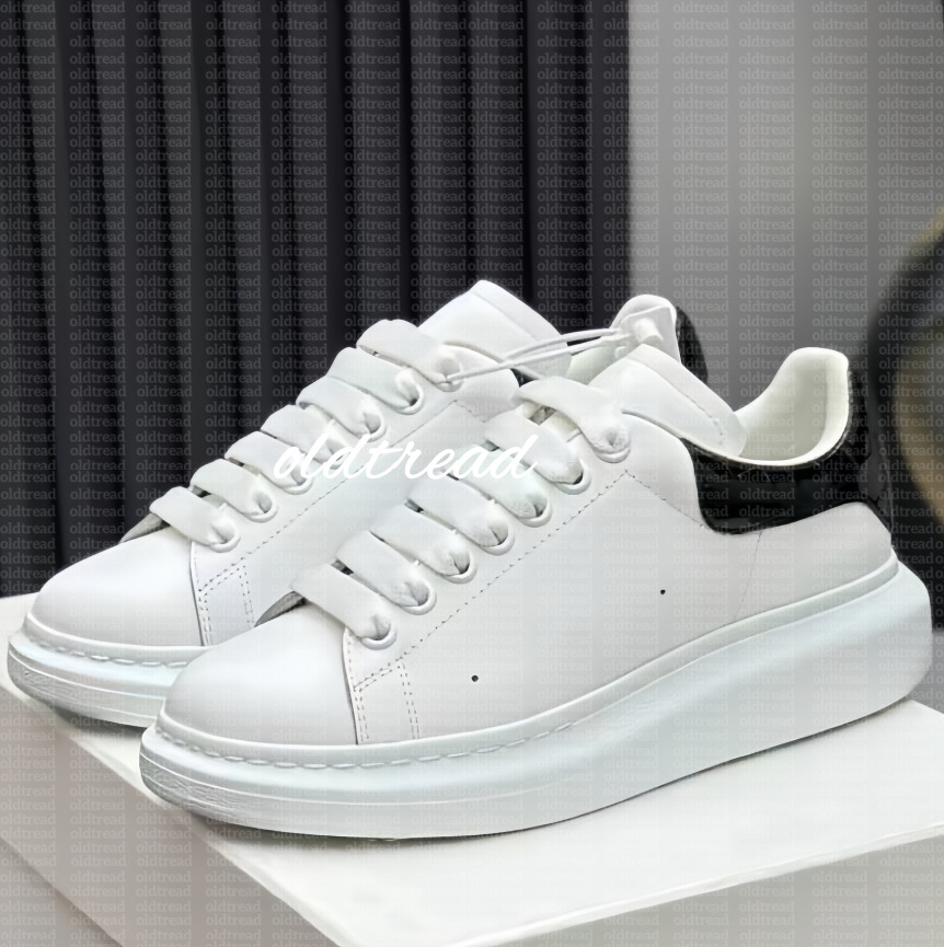 Designer shoe Oversized Sneaker Platform Scarpe MensWomens shoes White Black Leather suede velvet lace up chaussures espadrilles unisex sports trainers 35-46