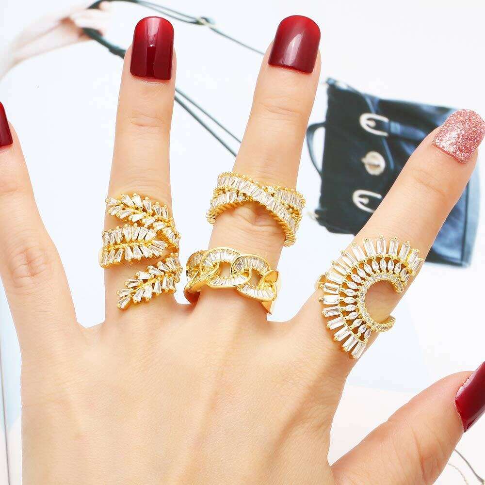 rings for women Top Selling Never Fade Sparkling Luxury Jewelry Princess Cut White Topaz Diamond Promise Wedding Bridal Ring Gift