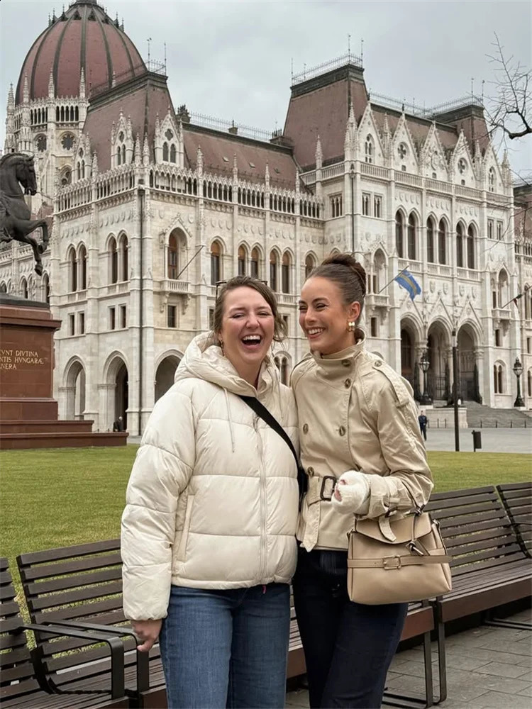 Spring Short Windbreaker Women Fashion Stand Collar Long Sleeve Double Breasted Jackets 2025 Office Lady Belt Trench Coats 250822