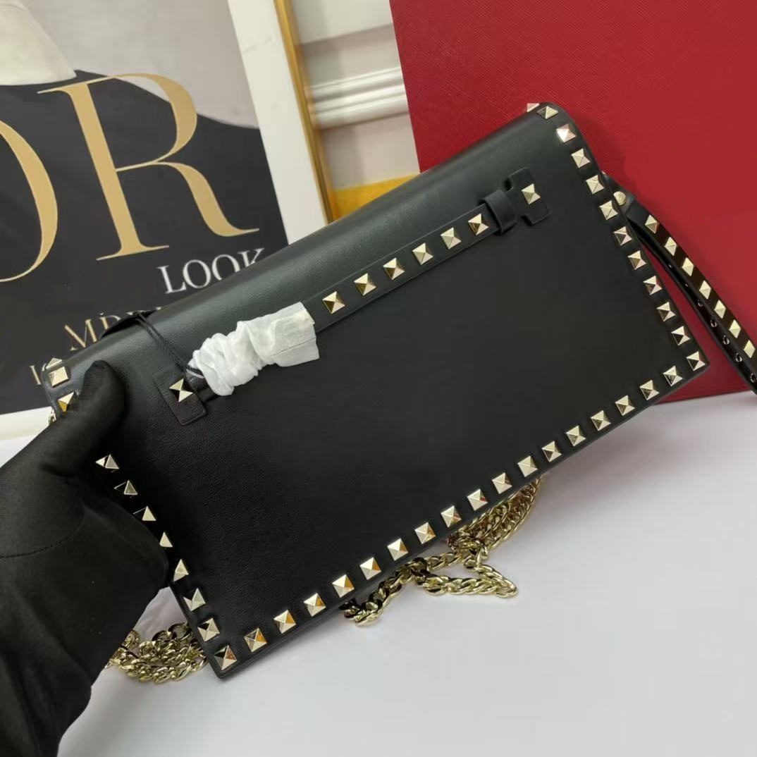designer Clutch bag rivet women luxury clutch advanced oxhide buckle chain bag shoulder bag large size ID card and passport storage wallet womens evening bag