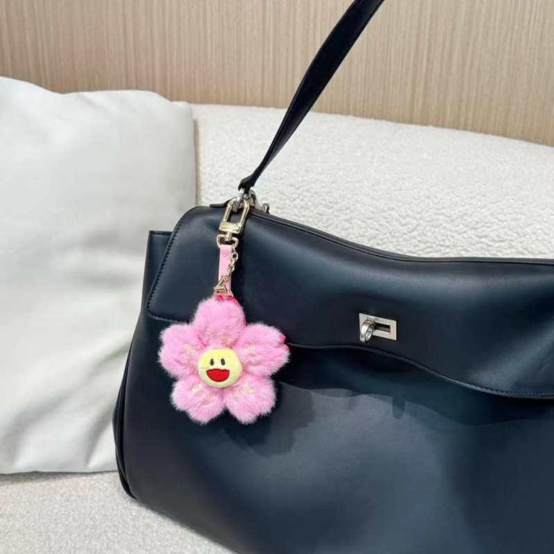 Keychains Designer TM Blossom Bag Charm Holder Wallet Luxury Women Purse Charms Lanyards Car Key Chain Pendants Cherry Bracelet