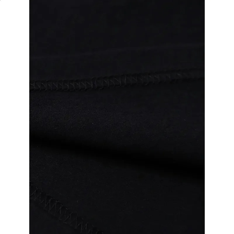Mens Black Tshirt with Printed RICH JUNKIE Letters Creative Street Style Music Hiphop Fashion Casual Tops 250822
