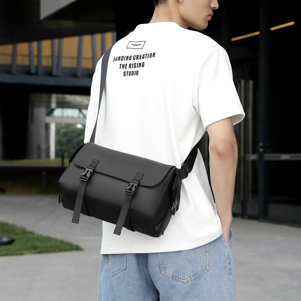 New Niche Men's Messenger Bag Free Delivery To Your Door Shoulder Bag Korean Style Versatile Fashion Chest Bag For Men And Luxury Bag Designer Ba