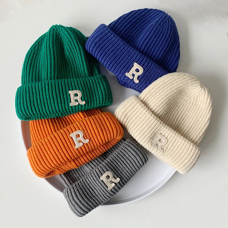 Fall Winter rens hats Cute knit hats for s and s woollen hats letter R 250822