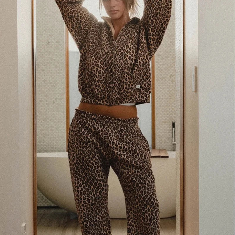 Punk fashion leopard print hooded womens sports pants Y2K street hiphop original cheetah shirt retro set 250822