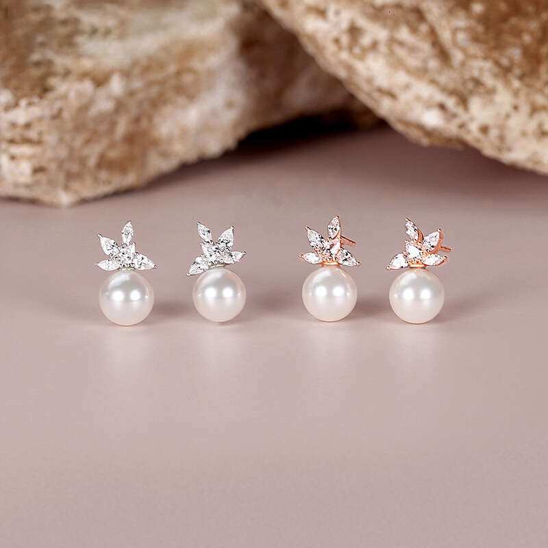 Luxury earrings Women's High Grade Match Jewelry French Niche Pearl Stud Silver Needle Earrings Fashion Commuter Light