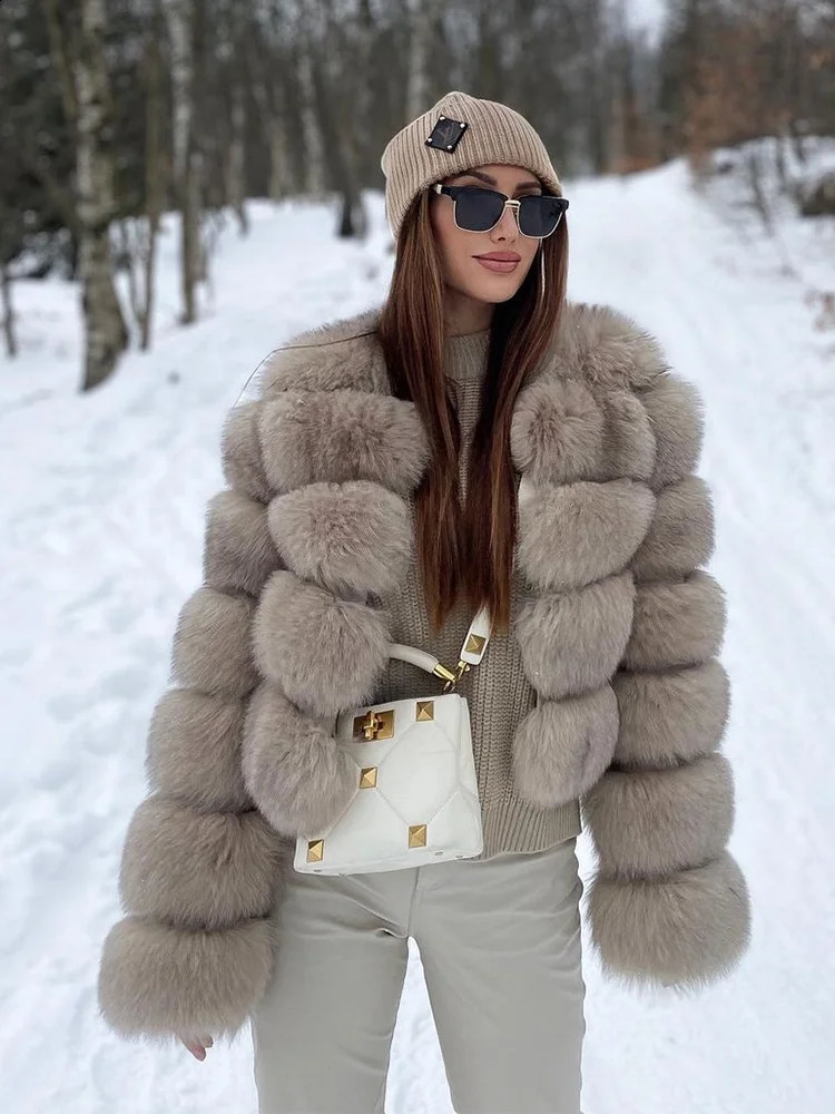 Faux Fur Short Coat Women Cropped Long Sleeve Artificial Fox Fur Jacket Women Winter Fluffy Top Thick Warm Furry Fur Outwears 250823