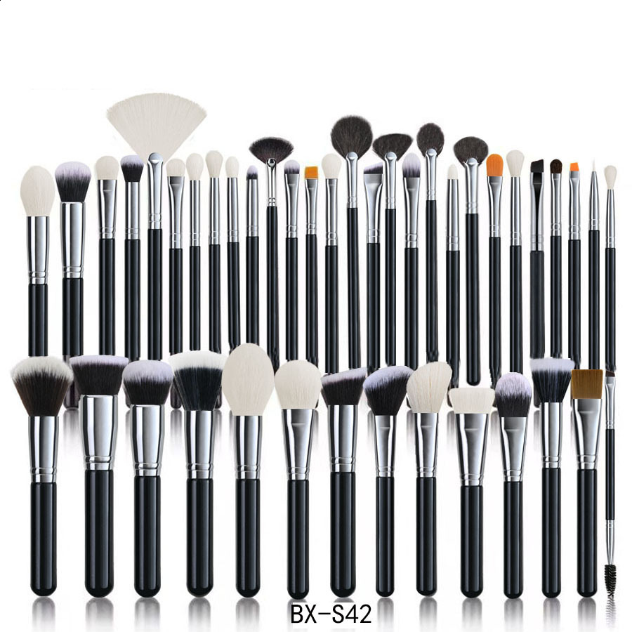 Makeup Brush Classic 20pieces/15 pieces/30 pieces high-quality soft fiber hair/animal hairleather material brush bag 250402