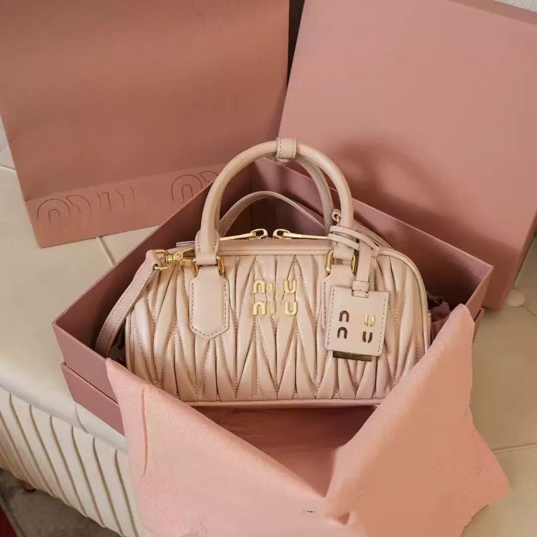 Light luxury Fashionable female Advanced printed retro light luxury hand-held vintage flower shell bag new versatile and temperament crossbody bag shoulder bag