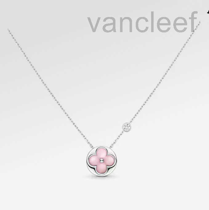 With BOX Designer Pendant Necklace Pink Flower Silver Plated Stainless Steel Fashion Necklaces Choker Chains For Women Birthday Party Jewelry