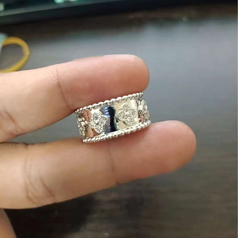 rings for women Ttitanium steel rings diamond love ring men women wedding couples engagement luxury jewelry gift plated silver gold Dhgate