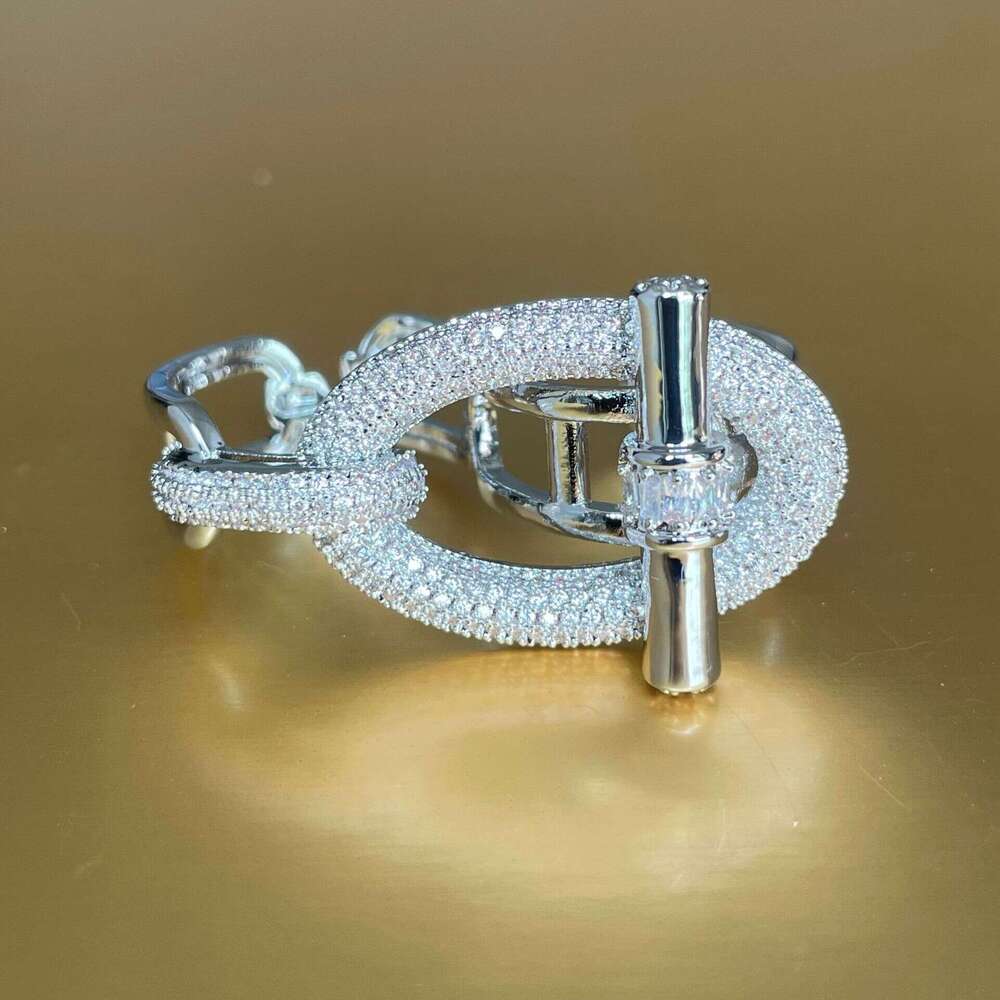 Fashion simple elegant luxury jewelry Luxury Bracelet Classic Bracelet for Women Cuff copper Bangle Designer Cuff Jewelry Woman Party Gift bangle