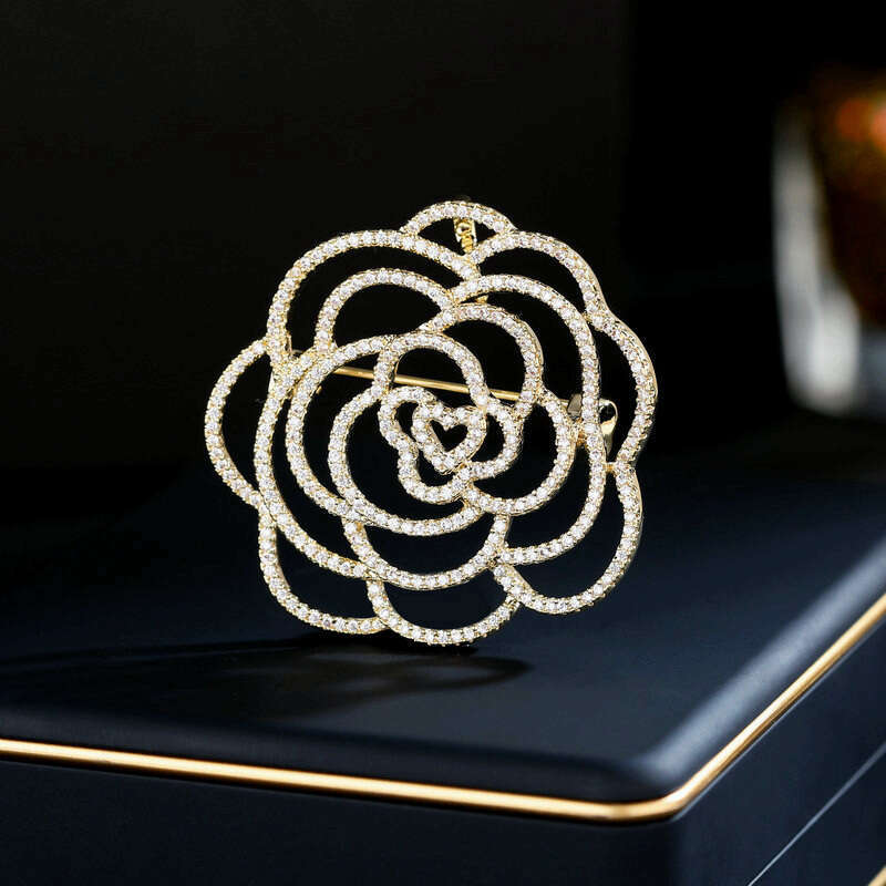 Hollow camellia Brooch Women Crystal Rhinestone Letters Brooches Suit Pin Fashion Jewelry Clothing Decoration Accessories