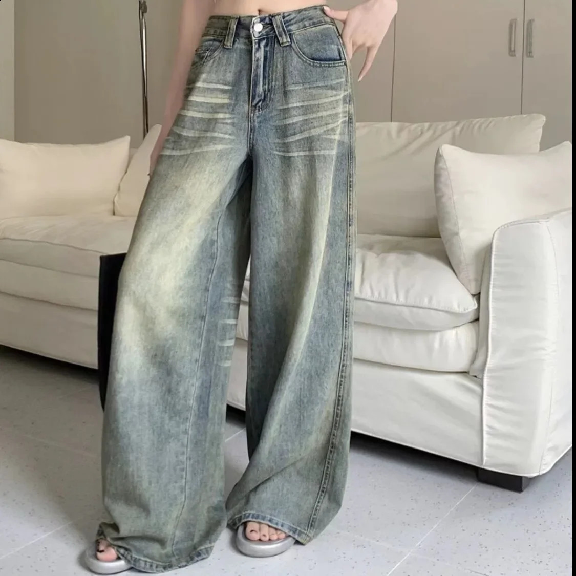 Vintage WideLeg Jeans Womens LooseFit HighWaisted Slimming Casual StraightLeg Long Pants On The Ground Z260313